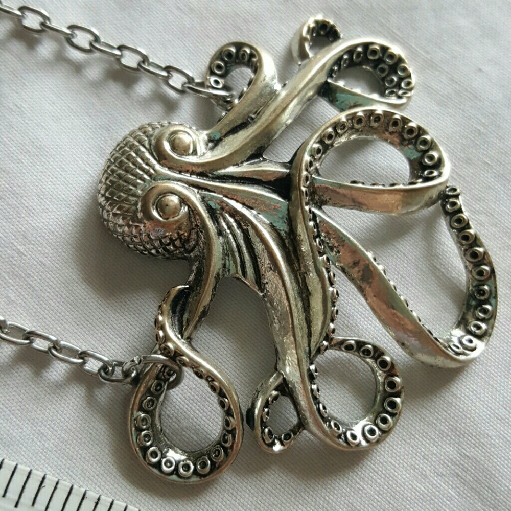Octopus Necklace - Picture 4 of 4